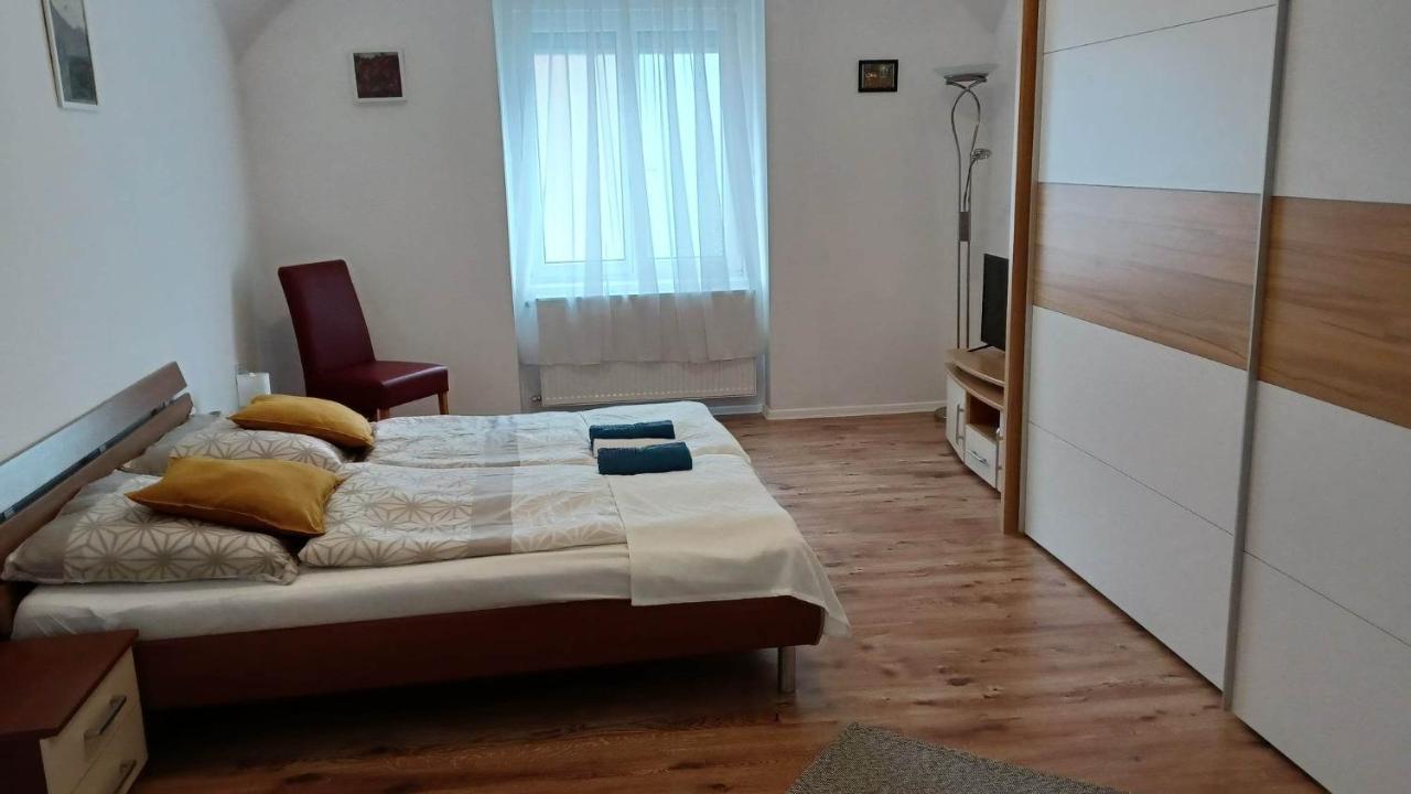 Milla Apartmanok Эгер Экстерьер фото